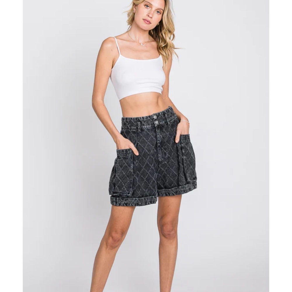 Oli & Hali Black Washed Denim Cargo Shorts - Picture 5 of 5